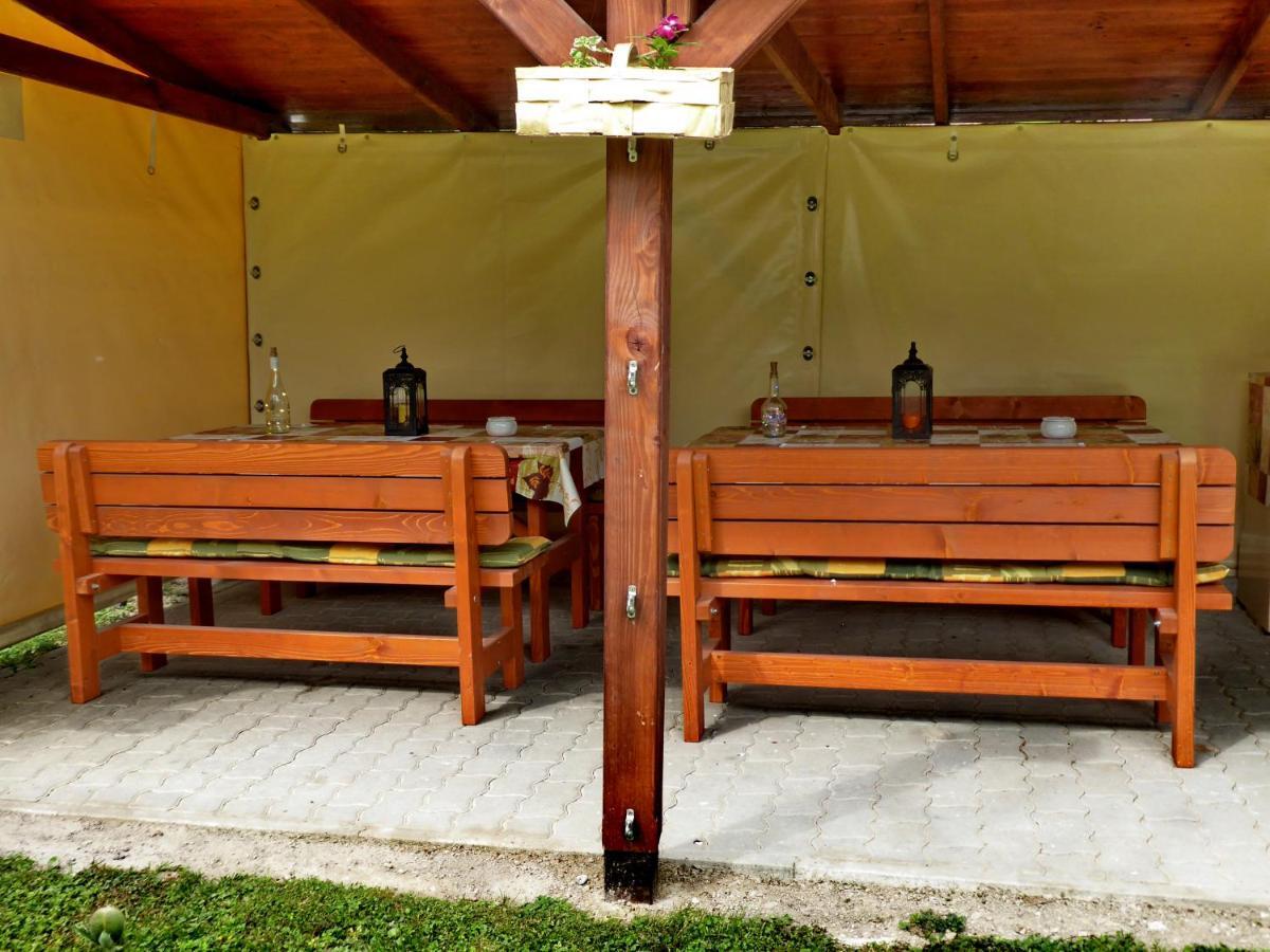 Illes Vendeghaz Ξενοδοχείο Keszthely Εξωτερικό φωτογραφία