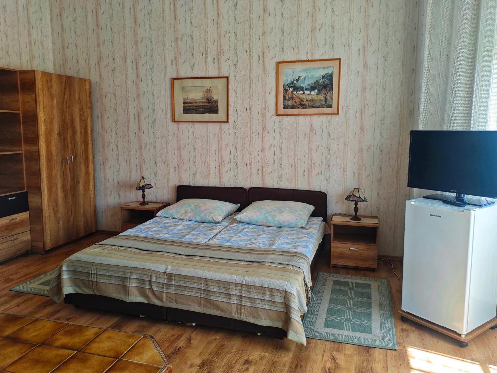 Illes Vendeghaz Ξενοδοχείο Keszthely Εξωτερικό φωτογραφία